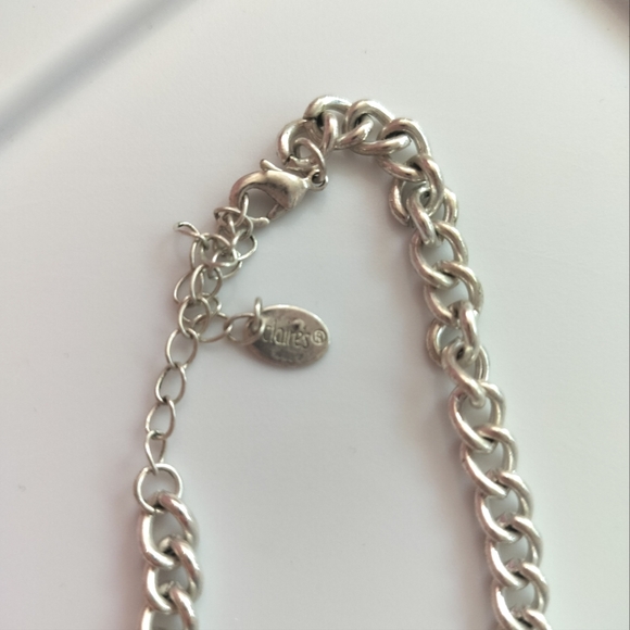 Simple Silver Necklace from Claire's - Picture 2 of 3